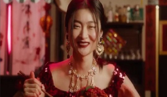 Cina e Dolce e Gabbana: la nuova taglia 42 è casa nostra